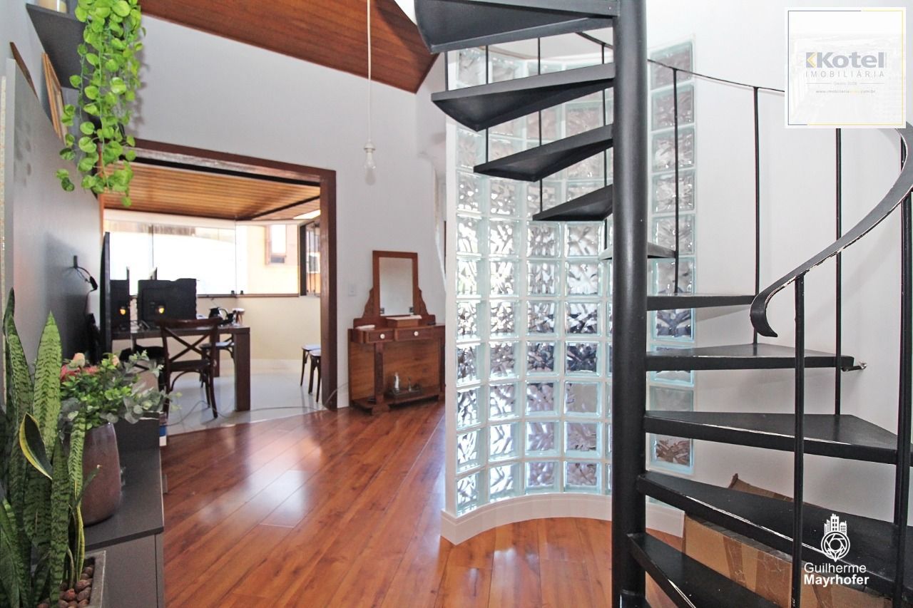 Cobertura para Venda - 217.04m², 3 dormitórios, 1 suites, 2 vagas - Tristeza — foto 2