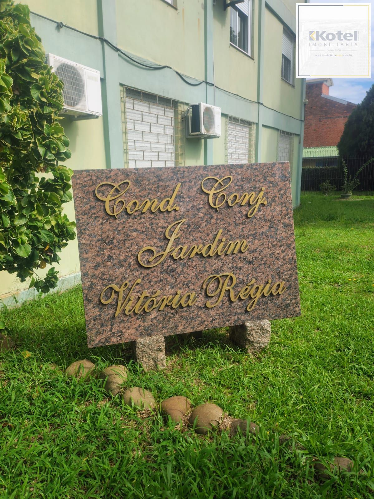 Apartamento de 2 dormitórios , portaria , salão de festas com churrsaqueira ! — foto 4