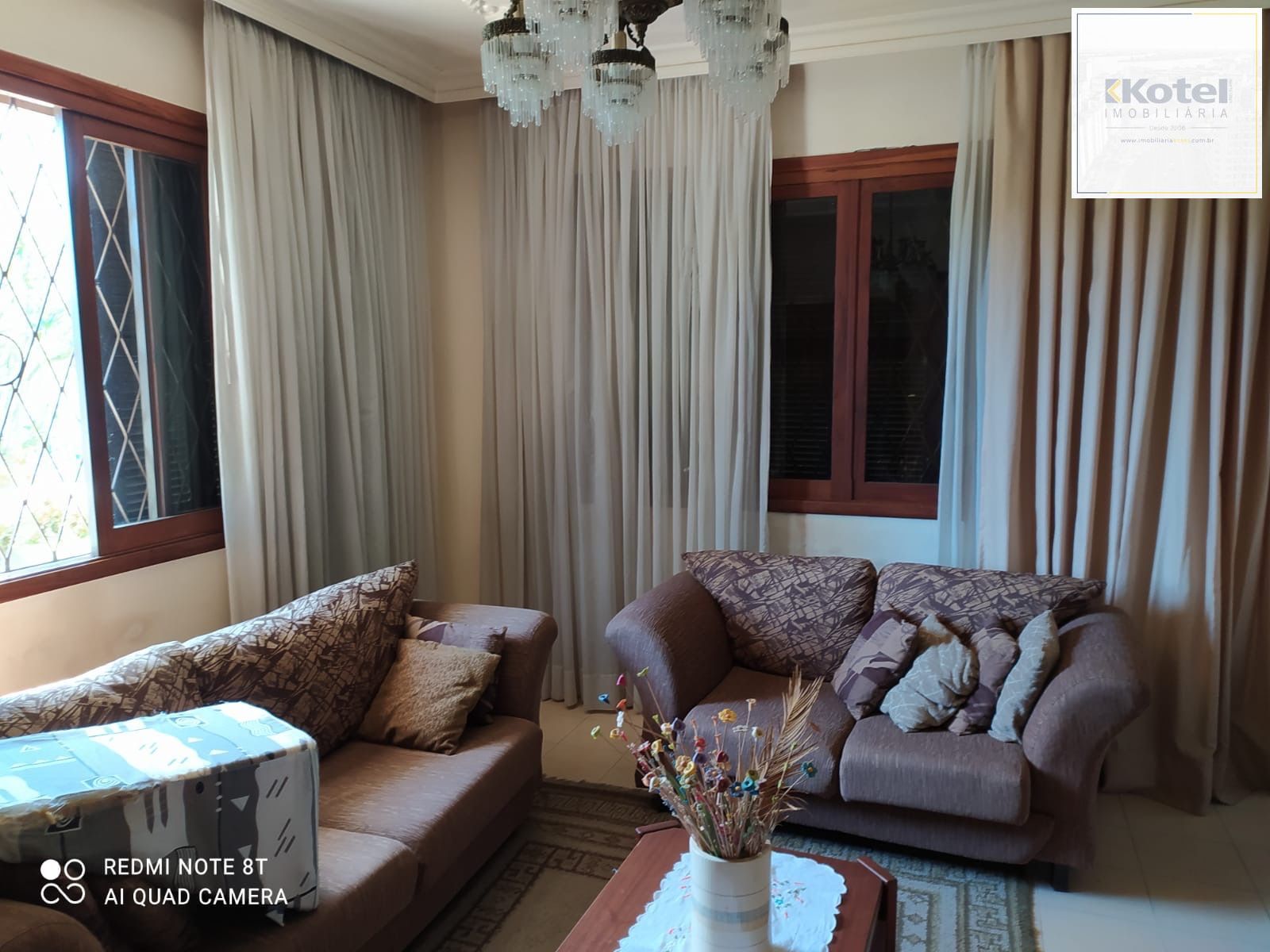 Casa Ampla no Jardim Carvalho com 4 dormitórios