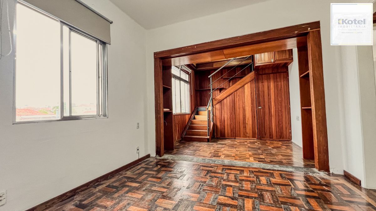 Apartamento com 02 quartos e 01 vaga, no Bairro Navegantes em Porto Alegre — foto 4