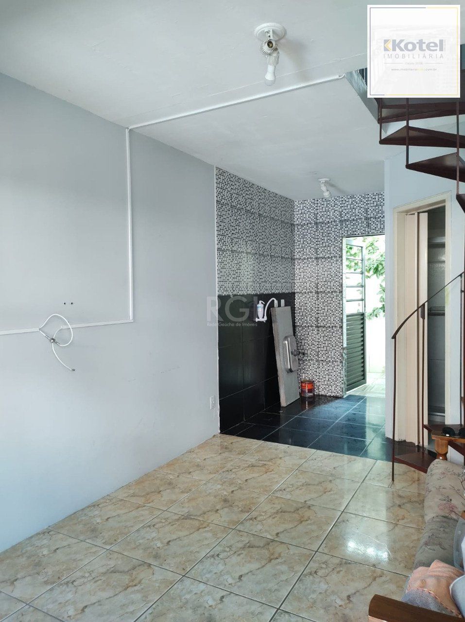 Casa Condominio para Venda - 36m², 2 dormitórios, 1 vaga - Guarujá, POA — foto 4