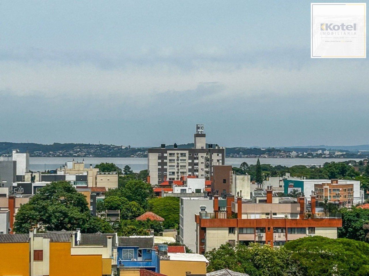 Apartamento de 02 dormitórios no Bairro Tristeza em Porto Alegre/RS — foto 3
