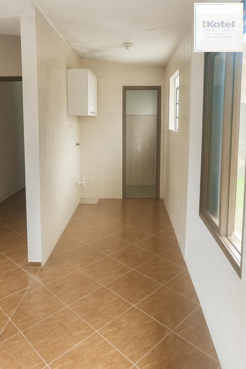 Casa com 01 dormitórios e 01 vaga no Bairro Jardim Vila Nova