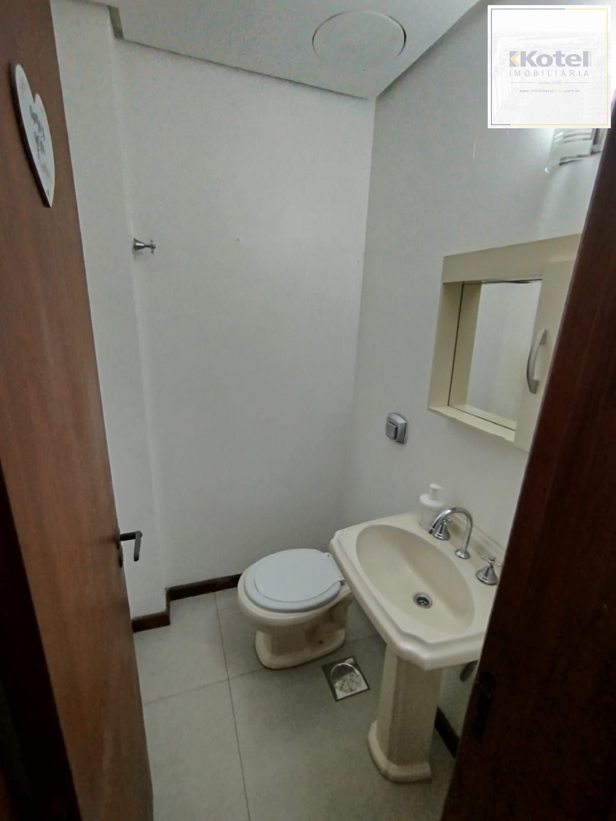 Casa com 03 quartos e 01 vaga no Bairro Cristal — foto 5