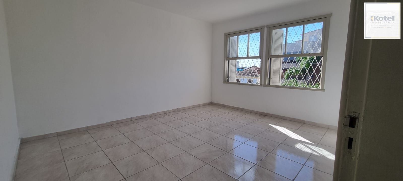Quarto 1  com 18,33m²