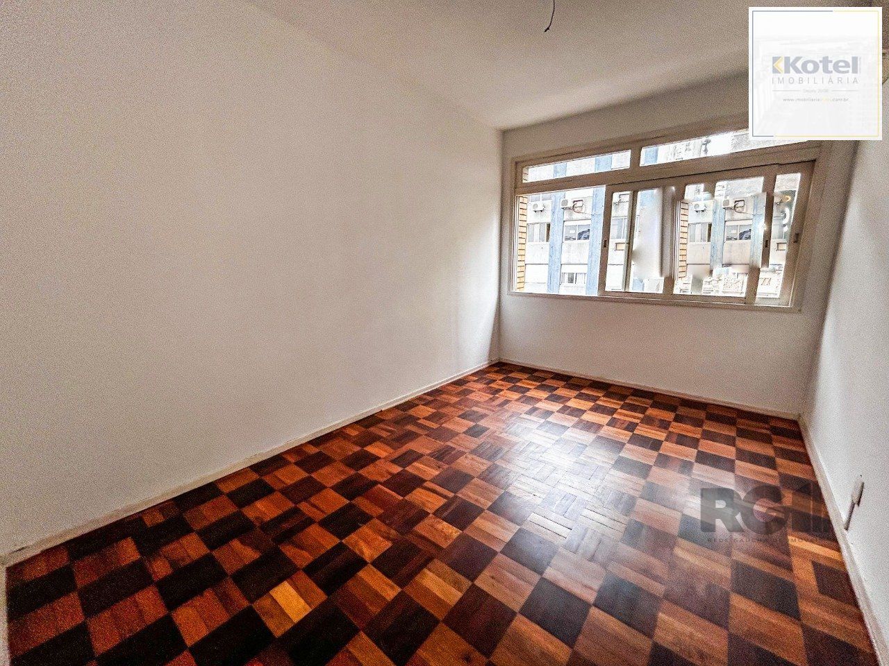 Apartamento no Centro de 3 dormitórios e vaga