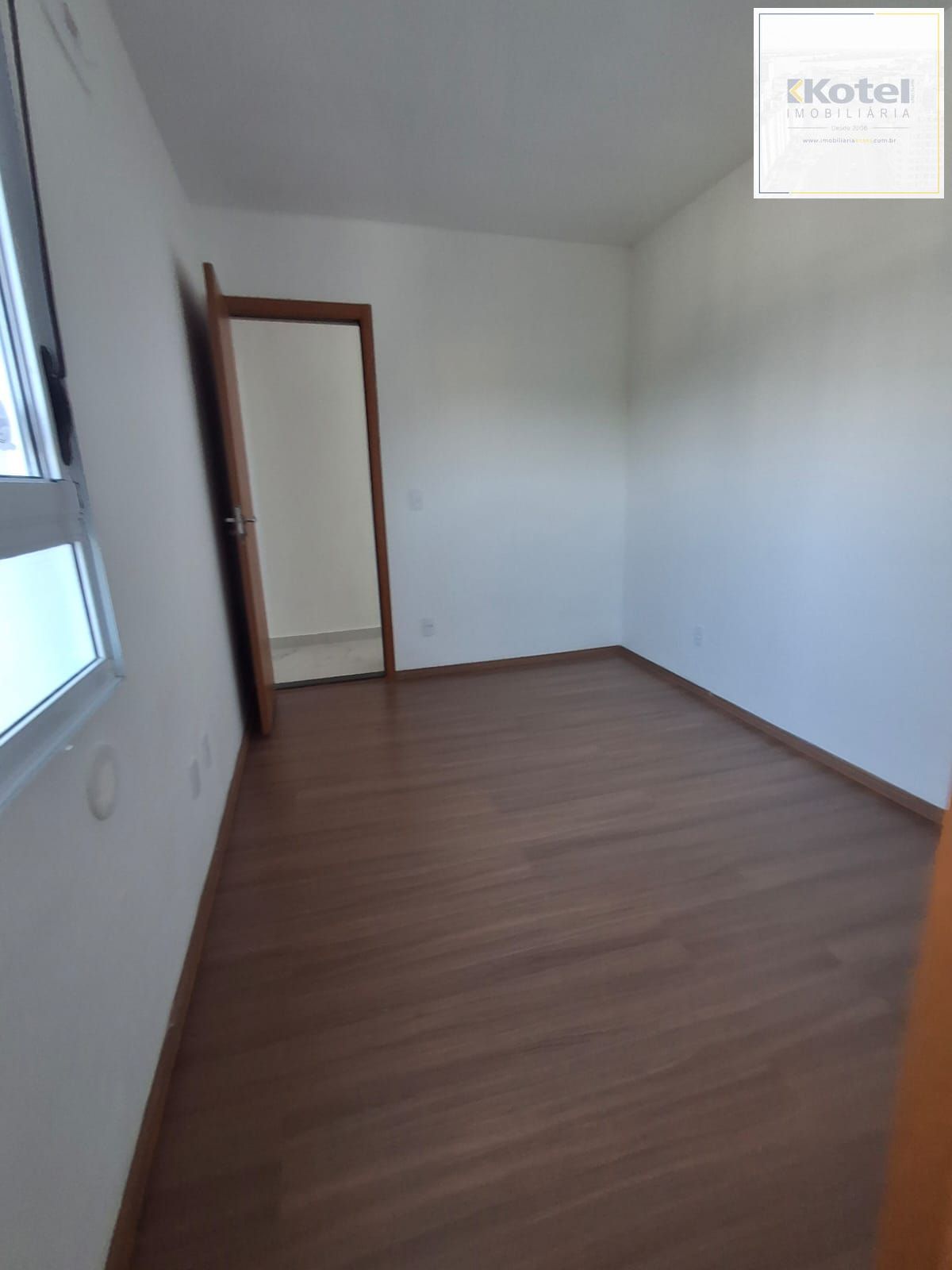 Apartamento de 2 dormitórios com suíte e 1 vaga escriturada !