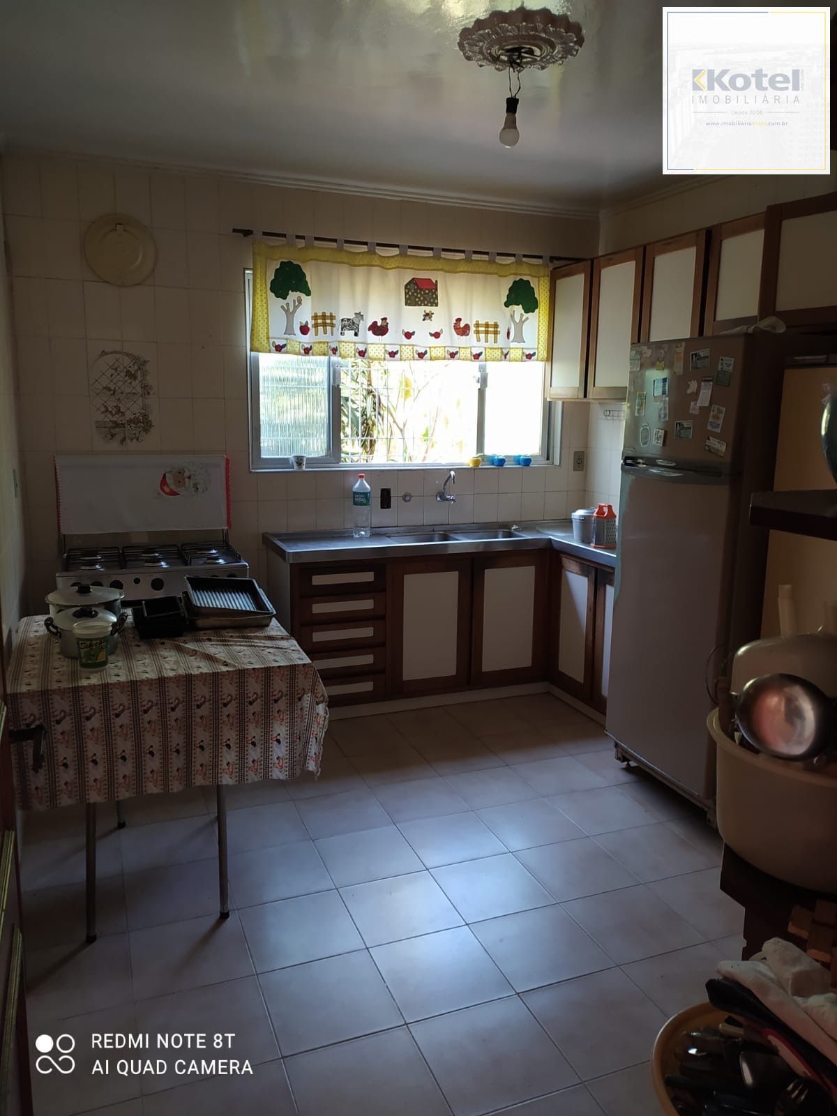 Casa Ampla no Jardim Carvalho com 4 dormitórios