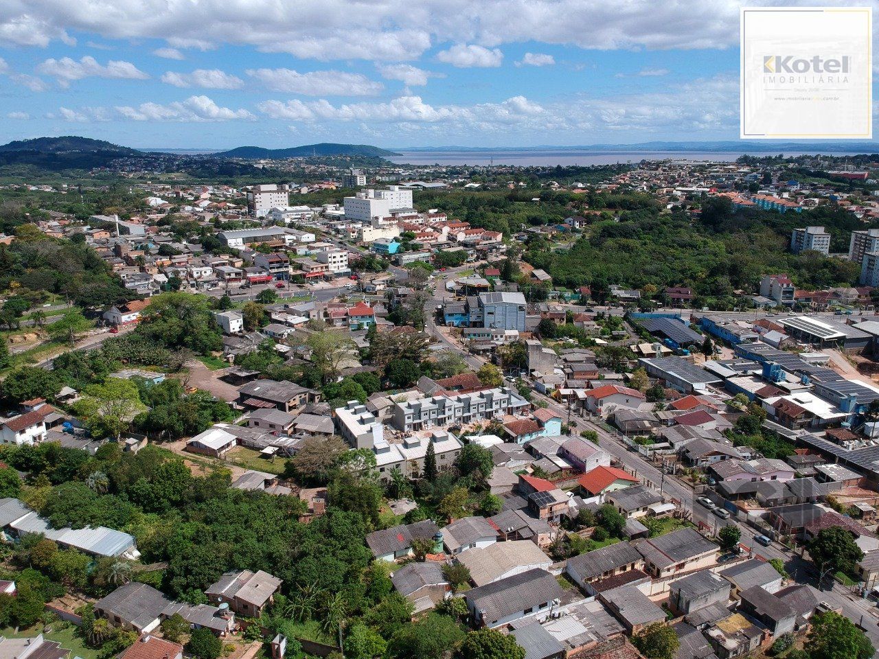 Casa de Condomínio 2 quartos à venda, 56m², Vila Nova - Porto Alegre — foto 2