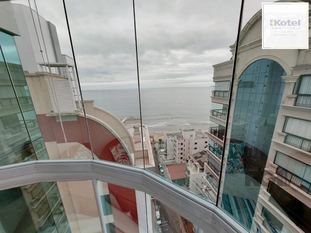 APARTAMENTO 3 SUITES - ANDAR ALTO - VISTA PARA O MAR - MEIA PRAIA - ITAPEMA - SC — foto 4