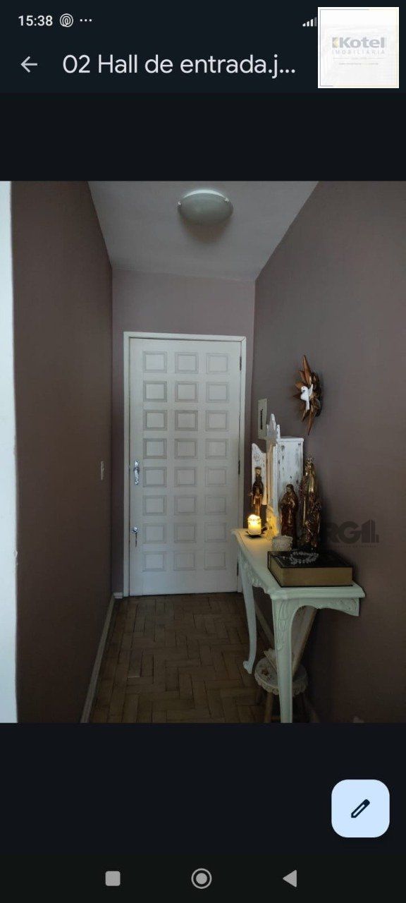Apartamento de 130 m2,com 3 dormitórios e suíte, no bairro Jardim Botânico.