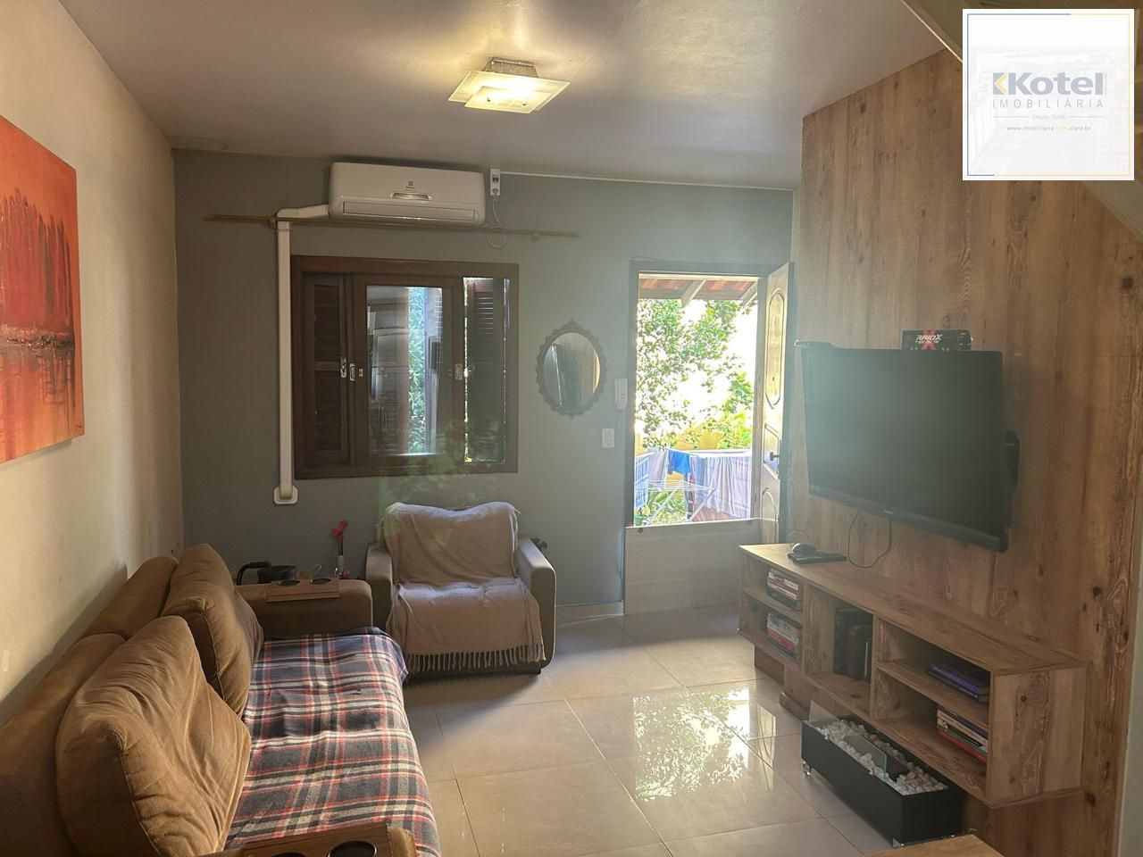 CASA 2 DORMITORIOS, 1 BANHEIRO, 1 VAGA EM CONDOMINIO RESIDENCIAL NA ZONA SUL PORTO ALEGRE