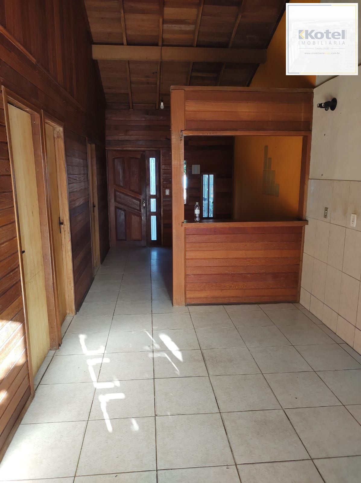 Casa com 03 quartos e 02 vagas (Mista) no Bairro Jardim Leopoldina, Porto Alegre — foto 2