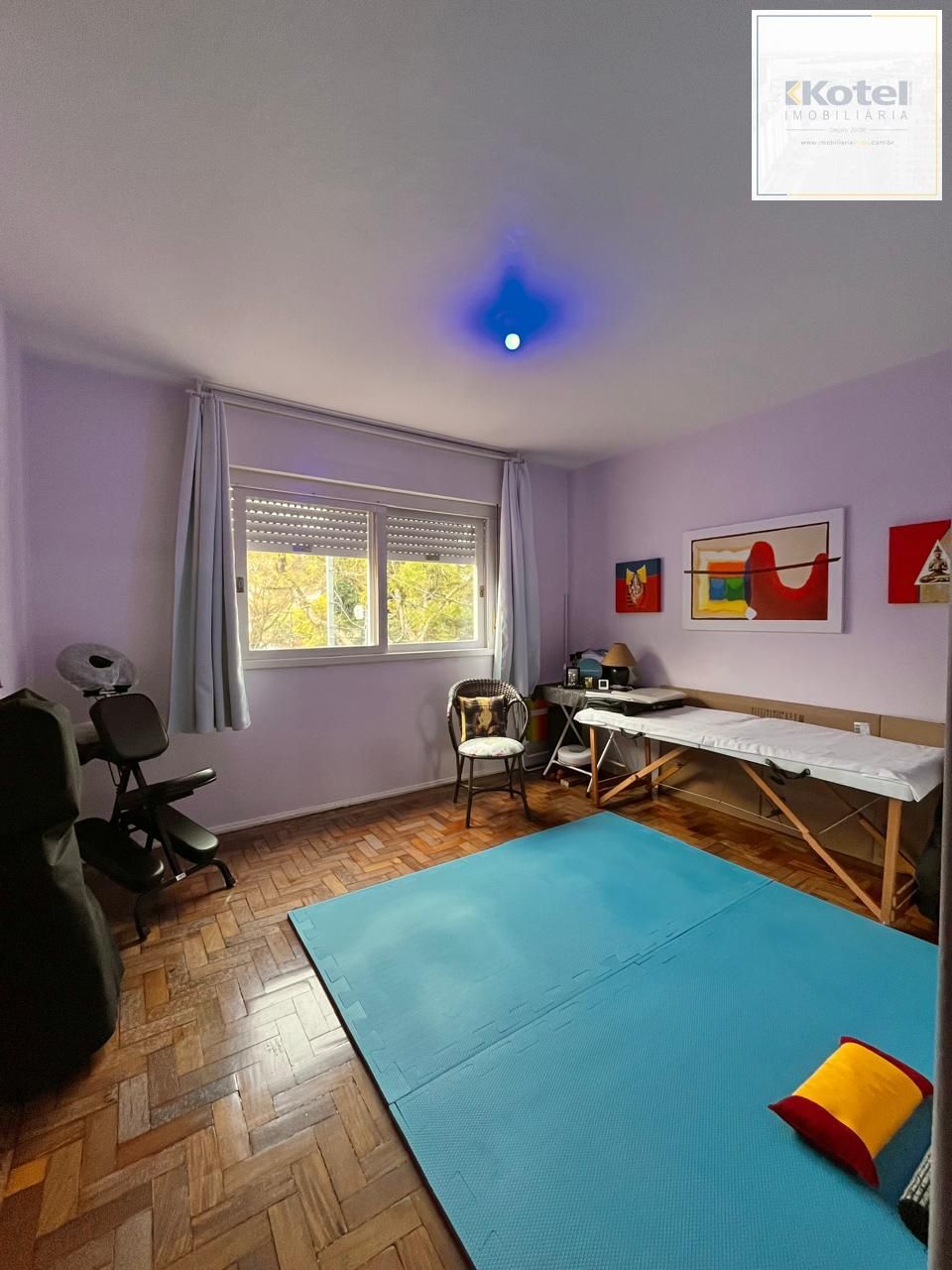 Apartamento a venda no bairro Cristal composto de dois dormitórios — foto 4