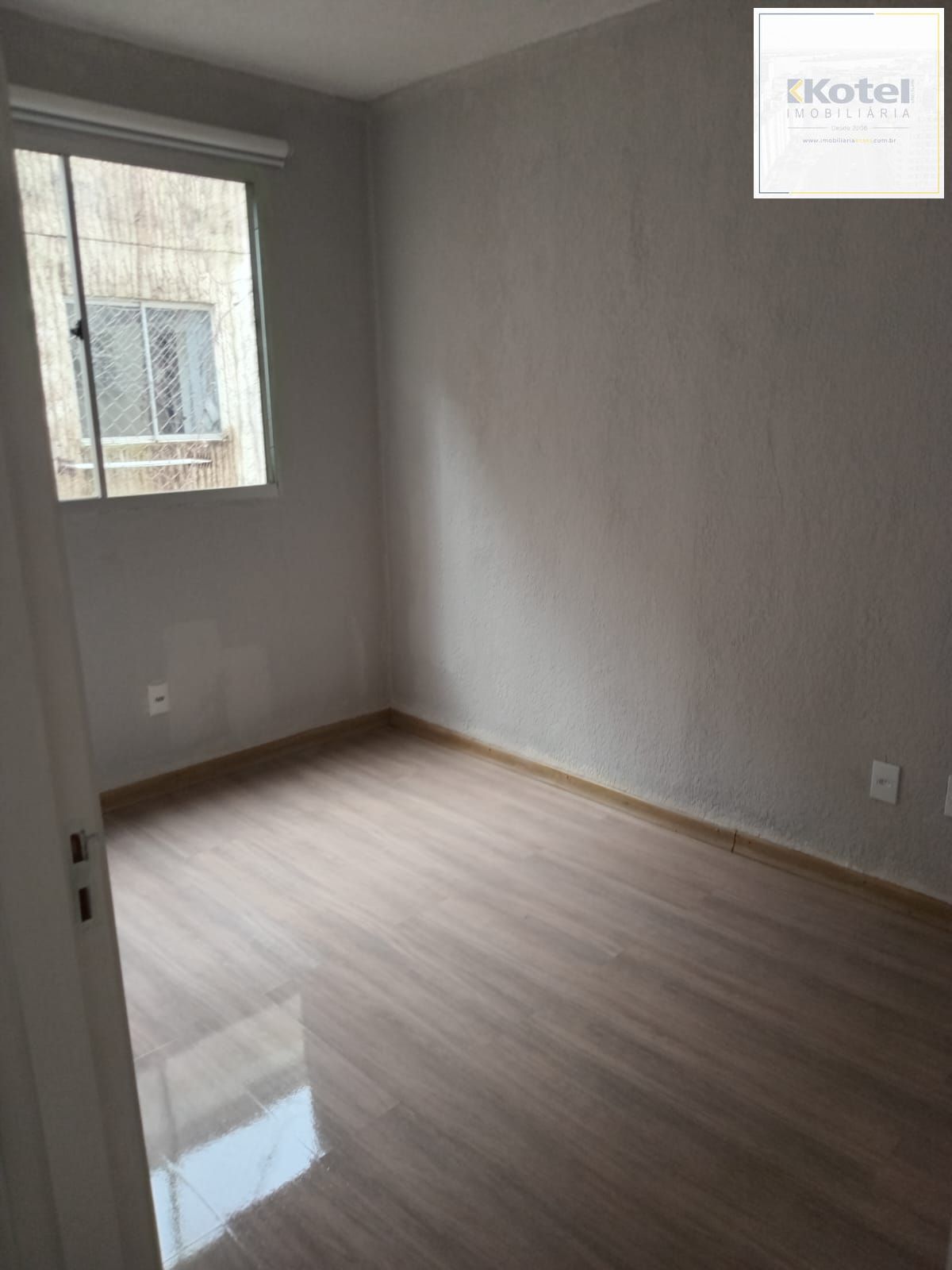 Apartamento com 02 Quartos e 01 Vaga no Bairro Mário Quintana em Porto Alegre — foto 2