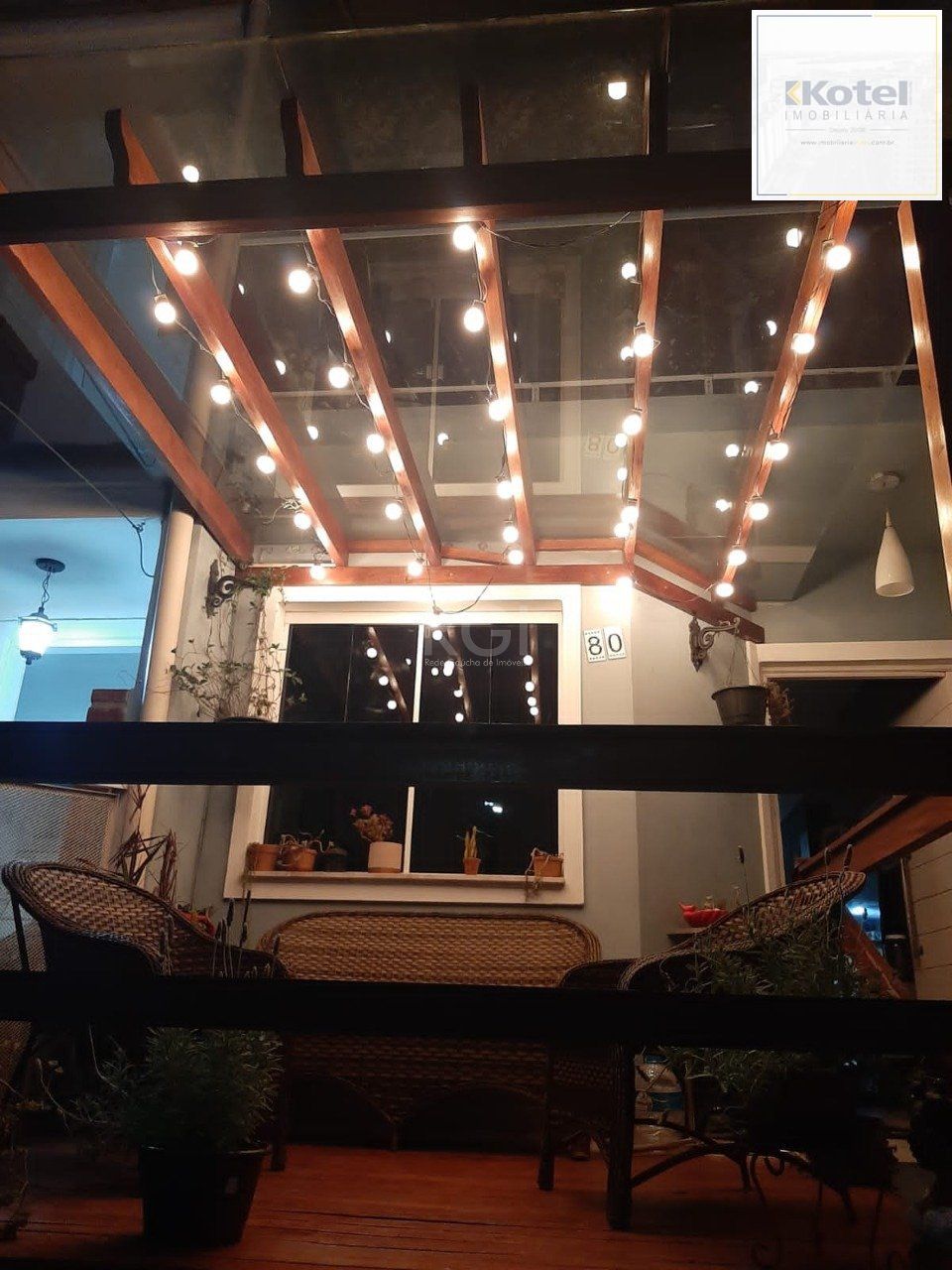 Casa com 3 dormitórios 2 suítes, área gourmet, vaga de estacionamento,  Guarujá,  Porto Alegre RS — foto 3
