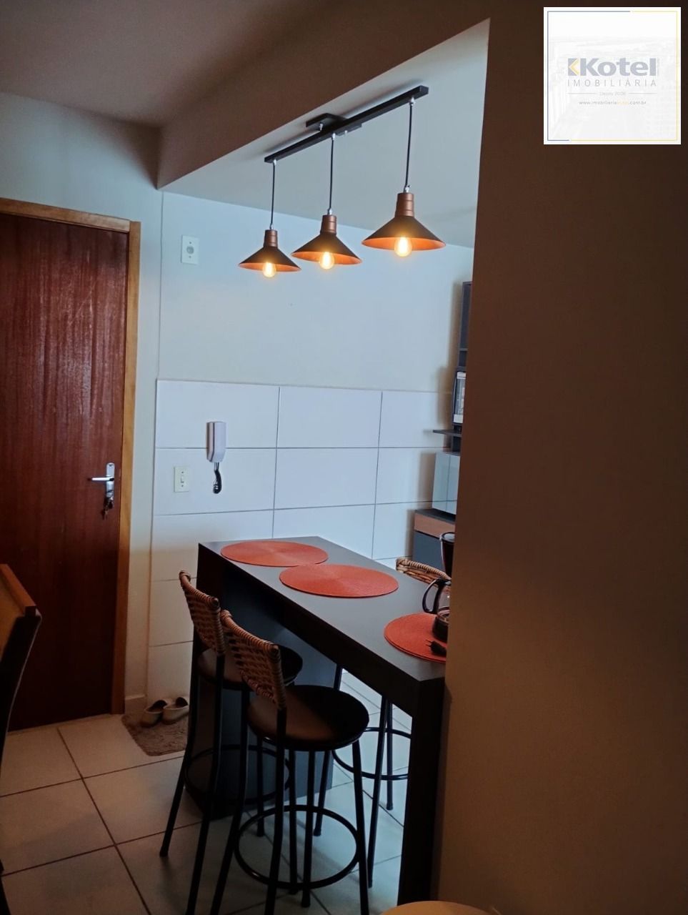 Apartamento de 2 dormitórios com vaga e portaria 24 horas ! — foto 5