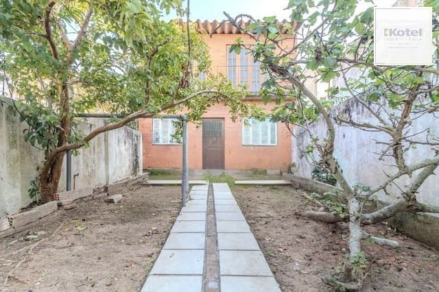 Casa com 04 quartos no Bairro : Partenon em Porto Alegre/RS — foto 3