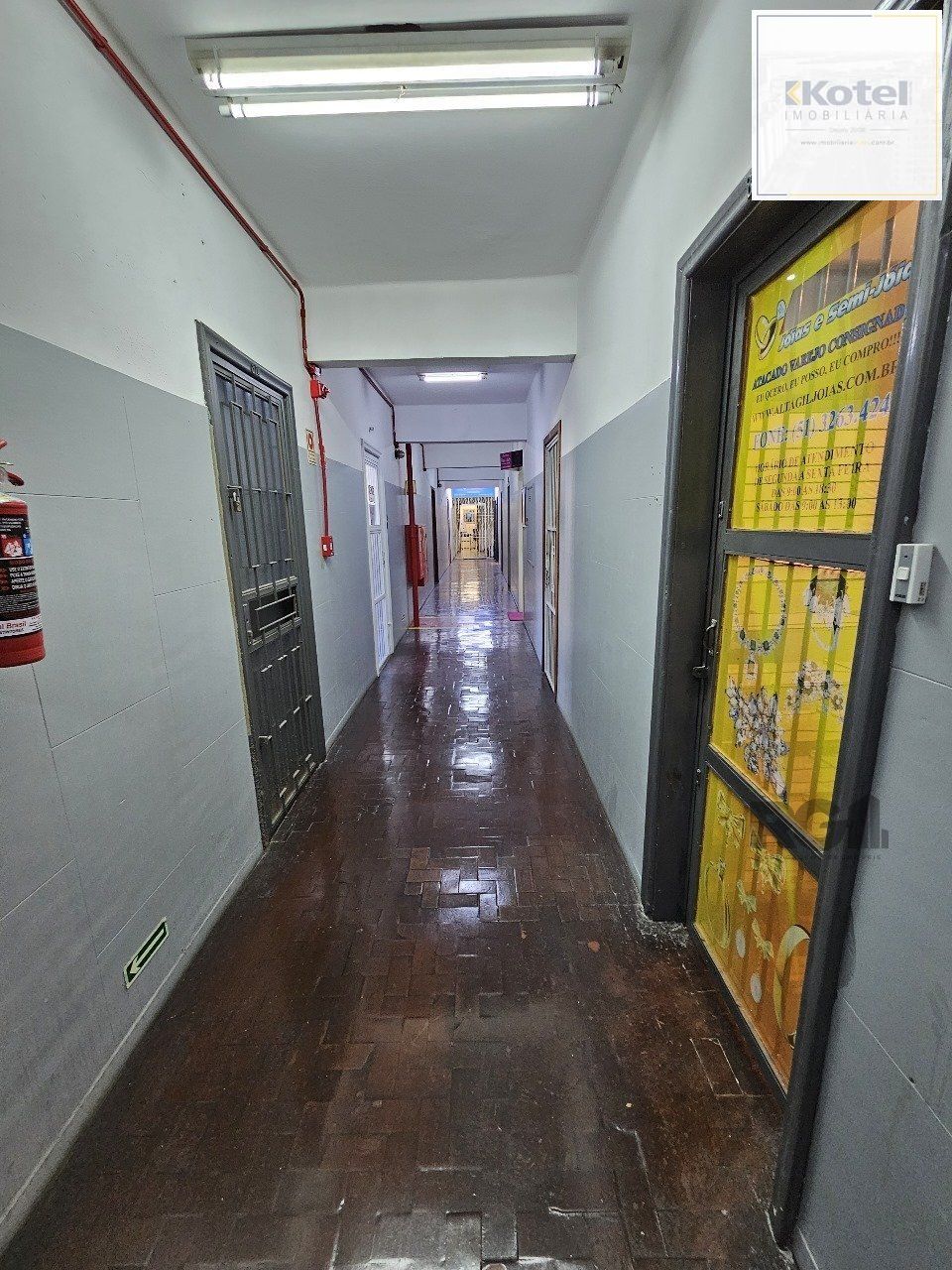 Sala Comercial Galeria do Rosário