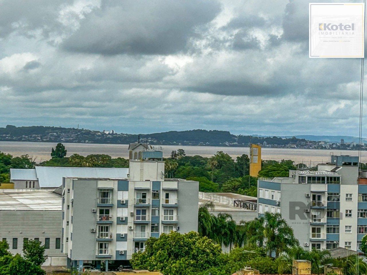 Apartamento de 03 dormitórios na Tristeza Zona Sul de Porto Alegre — foto 2