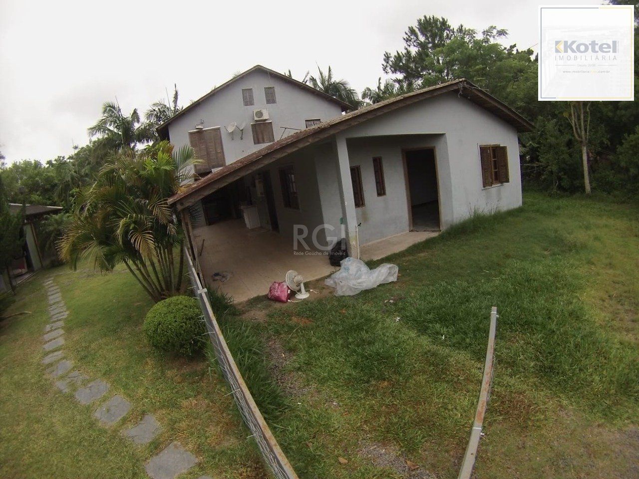 Casa 5 dormitórios no bairro Ponta Grossa — foto 4