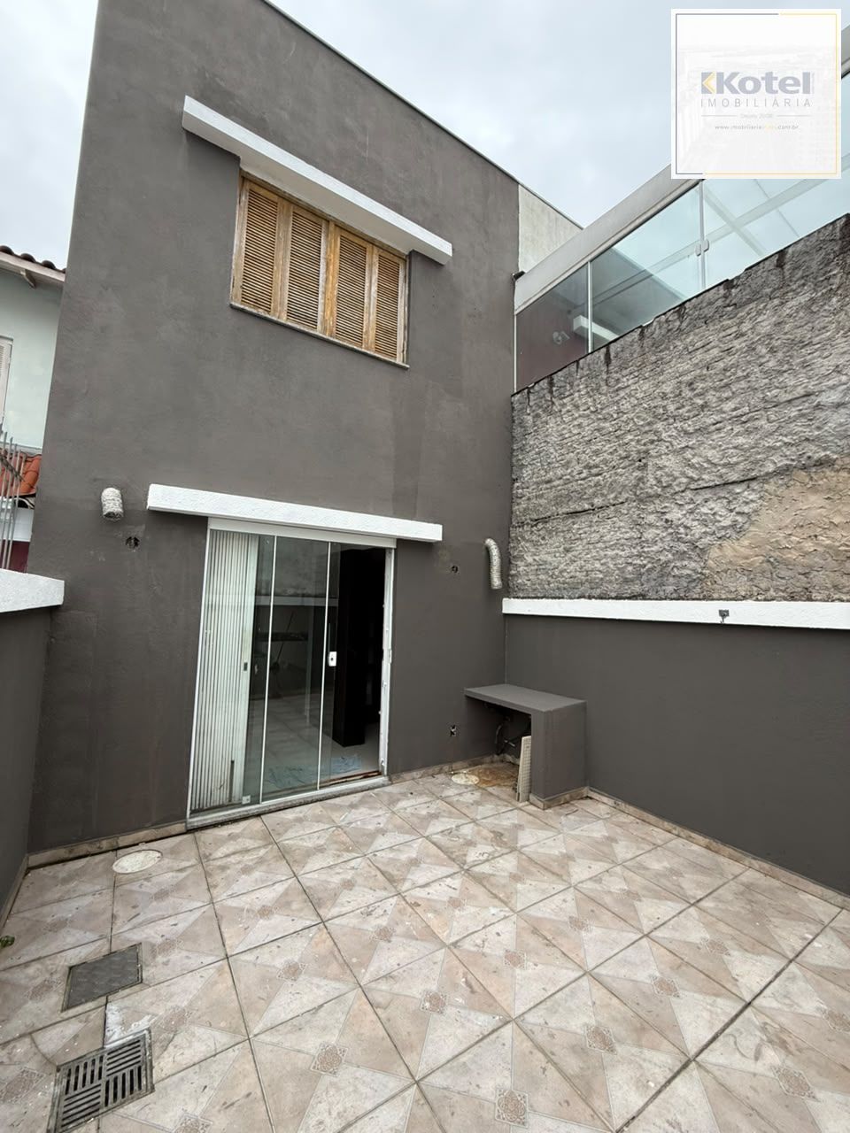 Sobrado 2 quartos à venda, 4m², Guarujá - Porto Alegre