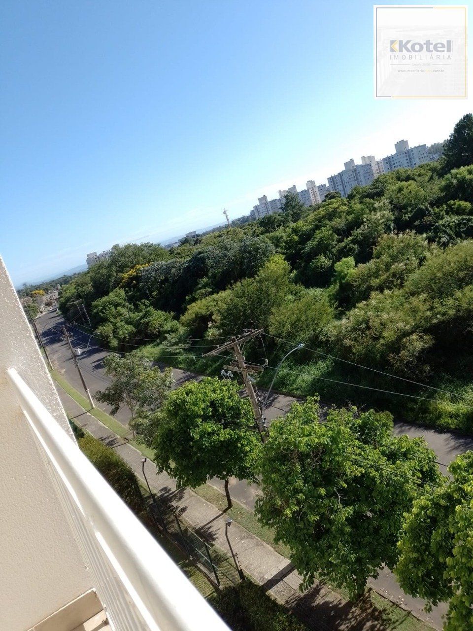 Apartamento de 3 dormitórios com vaga no bairro Morro Santana — foto 4