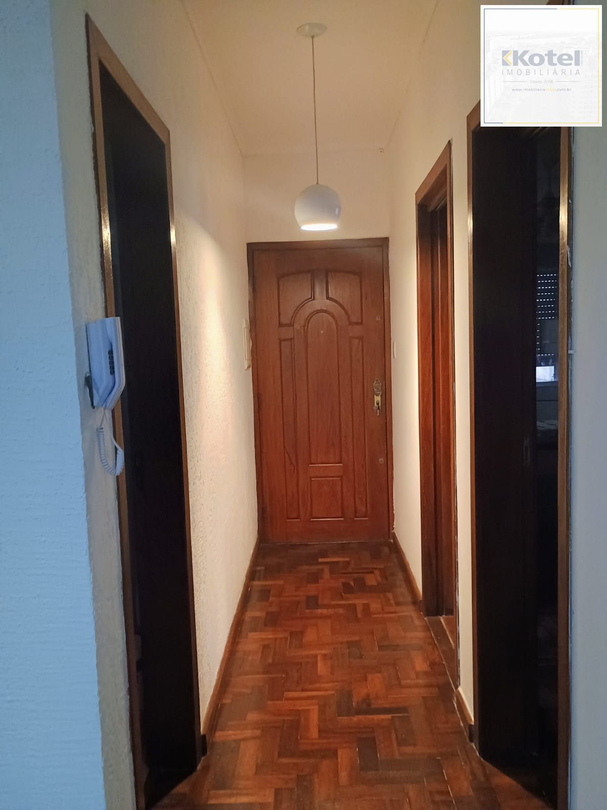 Apartamento de 1 Quarto no Bairro Azenha em Porto Alegre — foto 2
