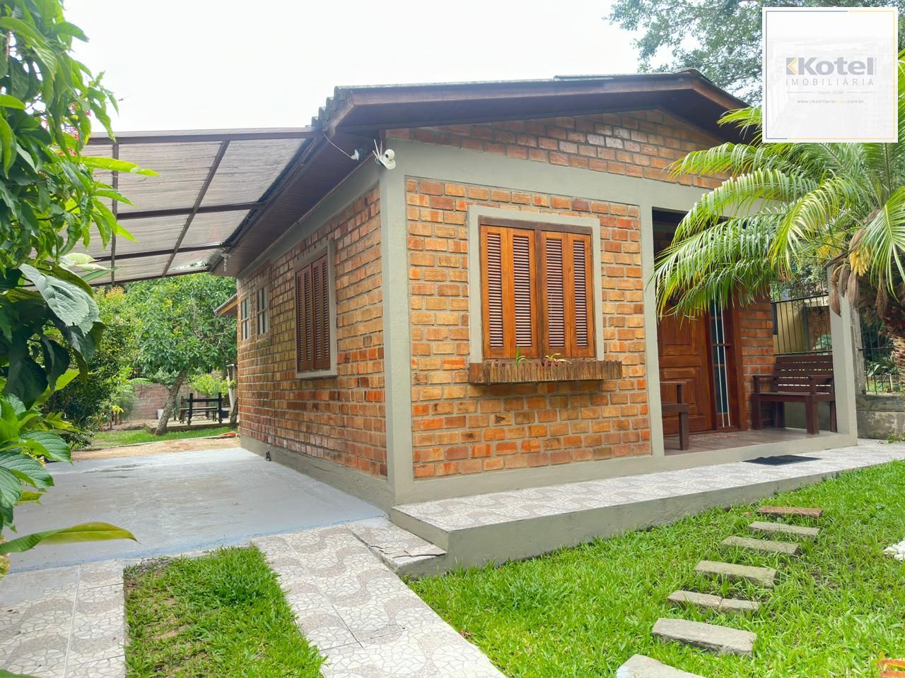 Casa de alvenaria toda reformada e mobiliada no bairro Lami — foto 2