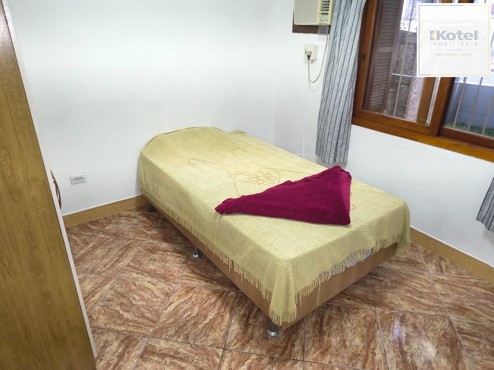Casa com 2 vagas de garagem para carros pequenos — foto 5