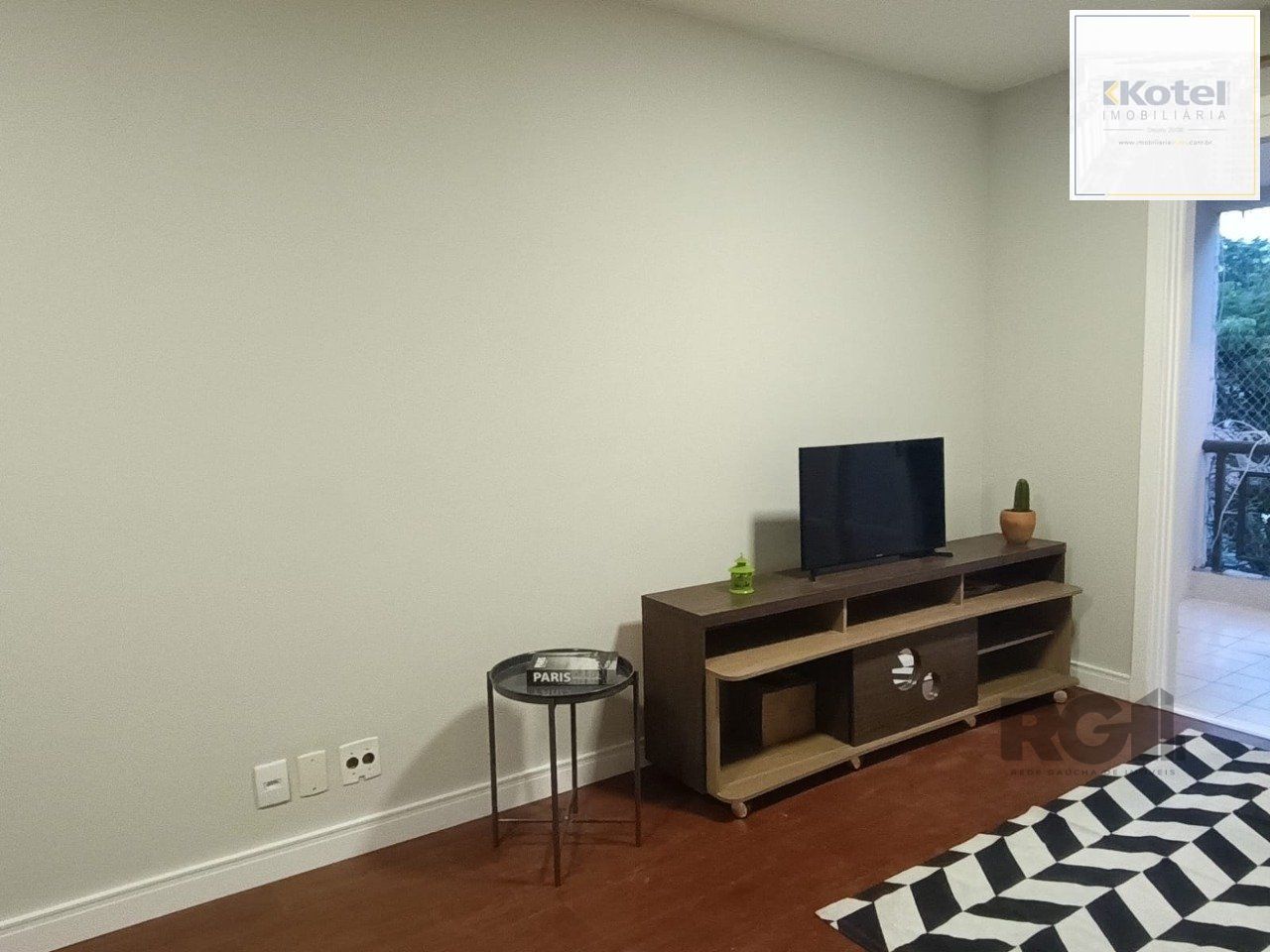 Apartamento para Venda  2 dormitórios, 1 vaga - Jardim do Salso — foto 2