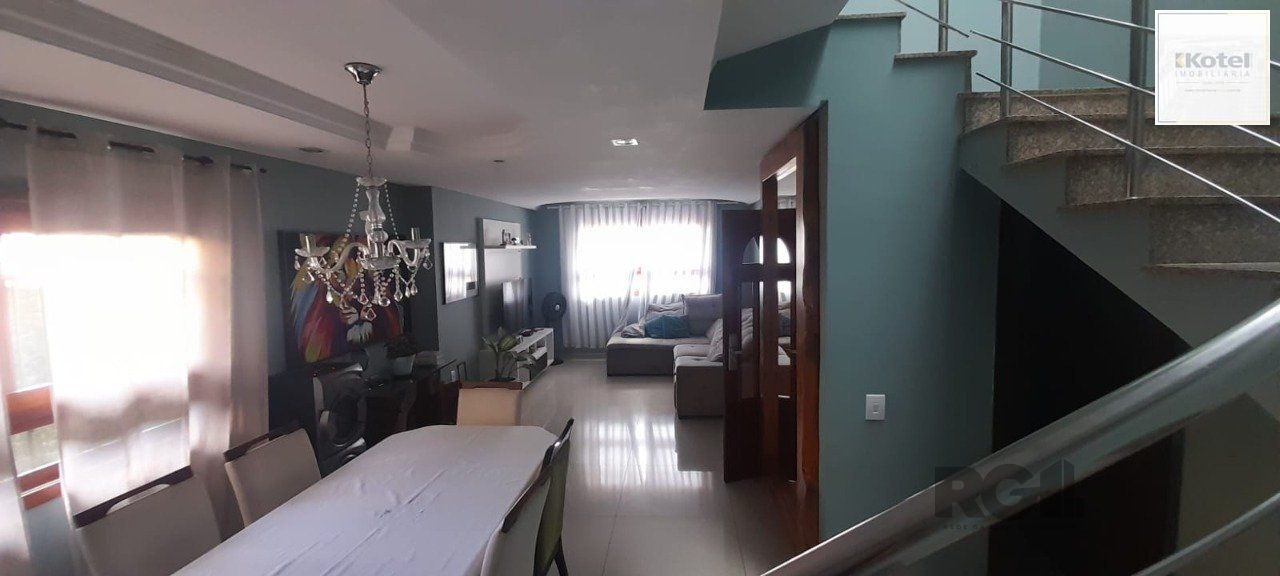 Casa com 03 quartos, sendo 01 suíte, 03 vagas de garagem. — foto 3