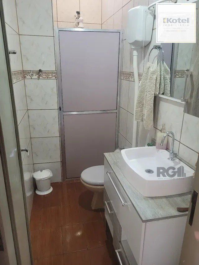 CASA 3 QUARTOS COM SUÍTE EM EXCELENTE LOCALIZAÇÃO EM SAPUCAIA DO SUL. — foto 4