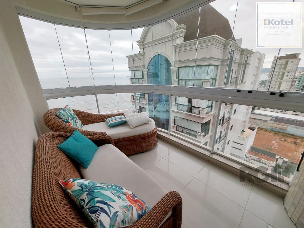 APARTAMENTO 3 SUITES - ANDAR ALTO - VISTA PARA O MAR - MEIA PRAIA - ITAPEMA - SC — foto 3