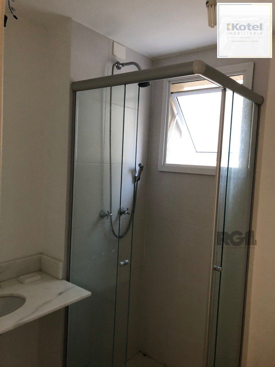 Apartamento  à Venda em Porto Alegre, Rio Grande do Sul