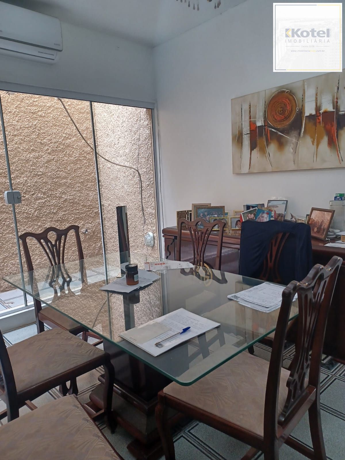 Casa com 04 quartos (01 suíte) 02 vagas no Bairro Jardim Sabará em Porto Alegre