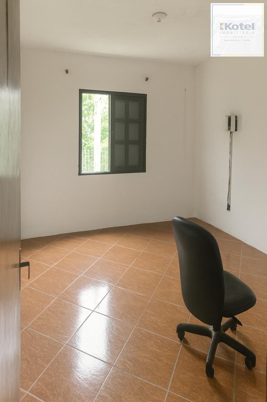 Casa com 01 dormitórios e 01 vaga no Bairro Jardim Vila Nova