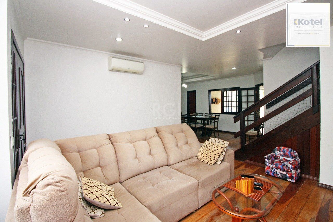Casa 4 Suítes e 6 vagas de garagem no bairro Jardim Itu — foto 2