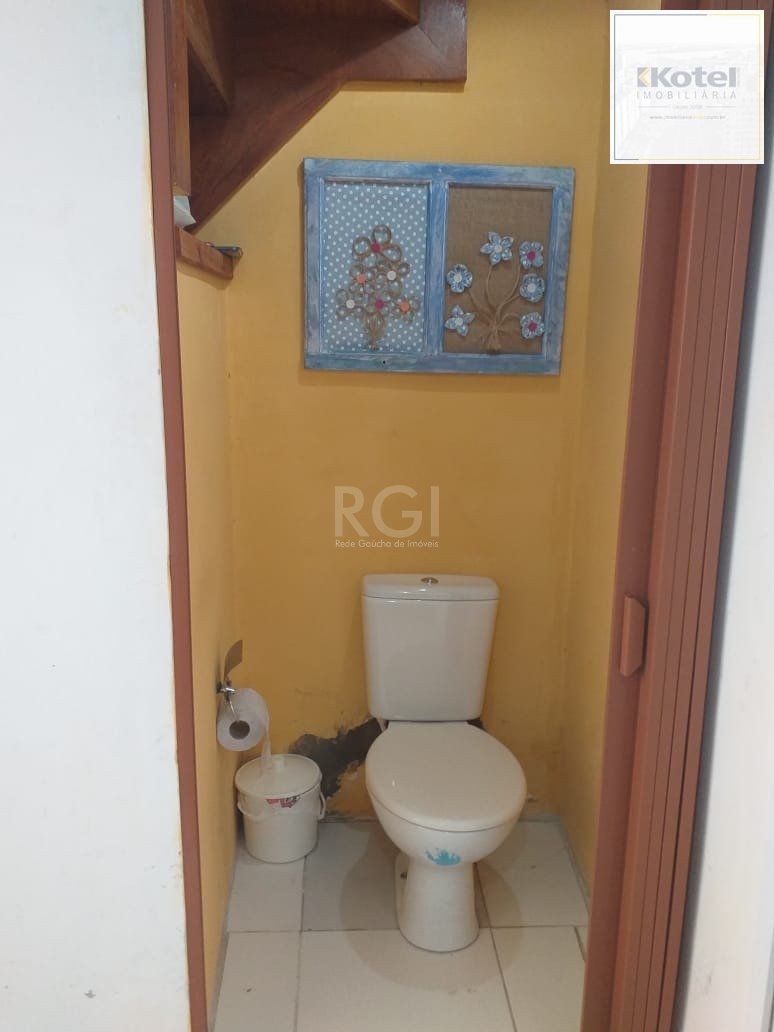 Casa com 2 quartos, banheiro, área de serviço, cozinha, vaga de garagem, no bairro Aberta dos Morros/RS — foto 4