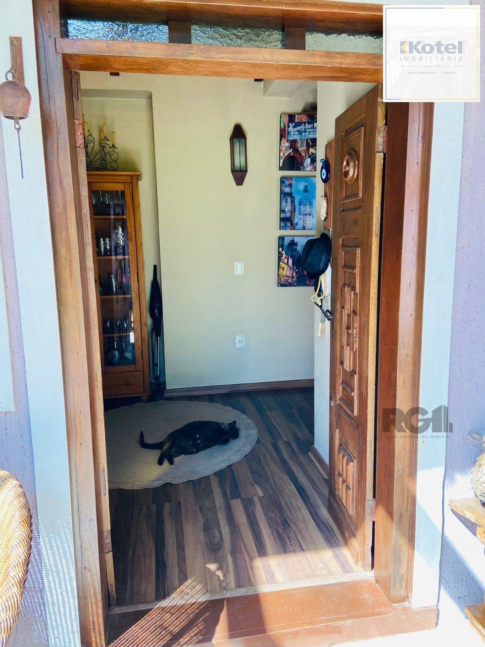 Casa com 2 suítes, lareira, deck, vaga de garagem - 140m² no bairro Laje de Pedra, Canela/RS — foto 3