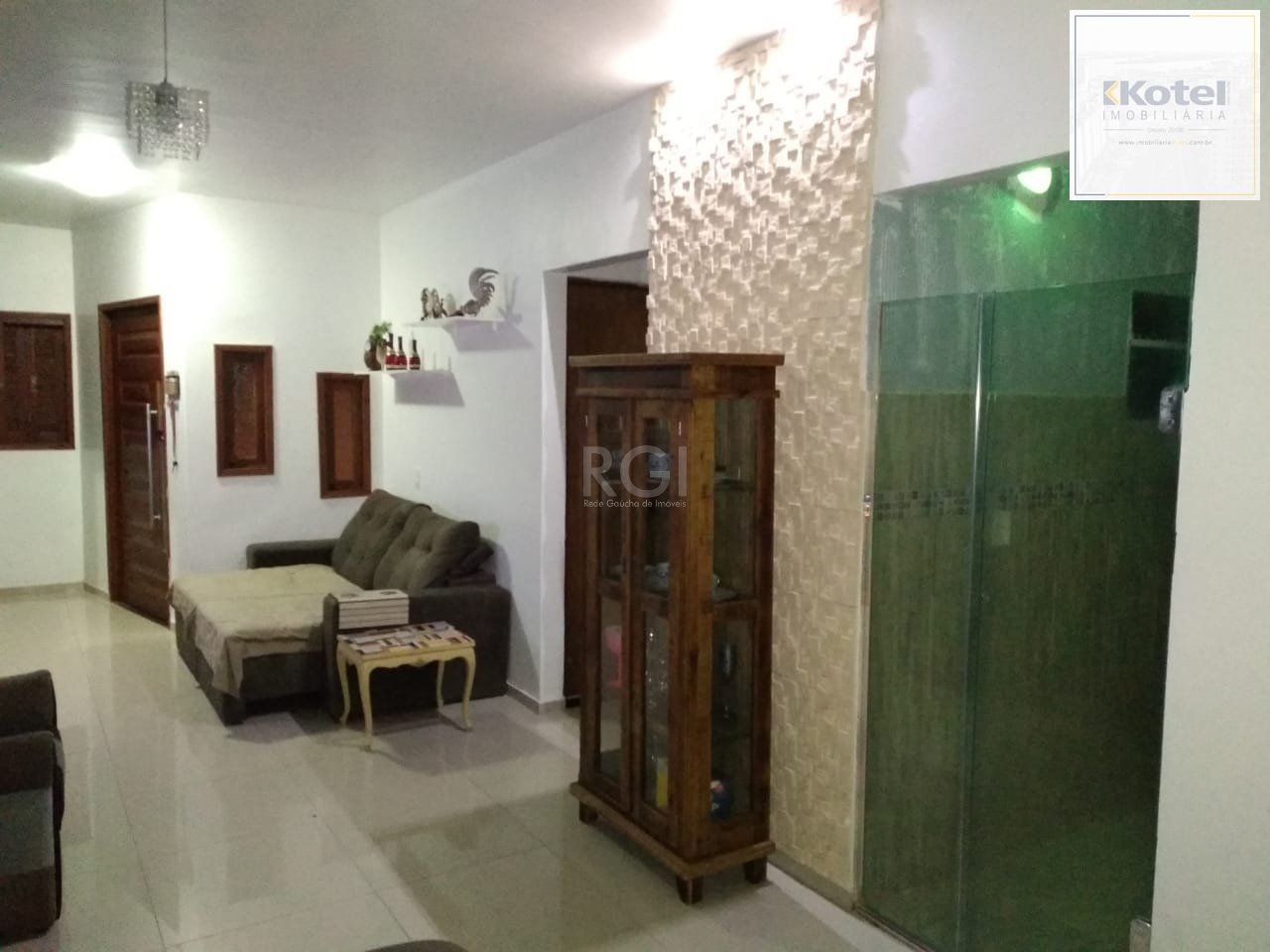 Casa com 2 quartos, 2 vagas de garagem, no bairro Aberta dos Morros, Porto Alegre/RS — foto 3