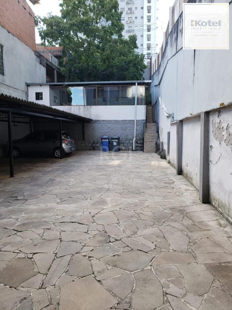 Apartamento JK , 28m², 1 dormitório, vaga - Bom Jesus, uma quadra da Protásio