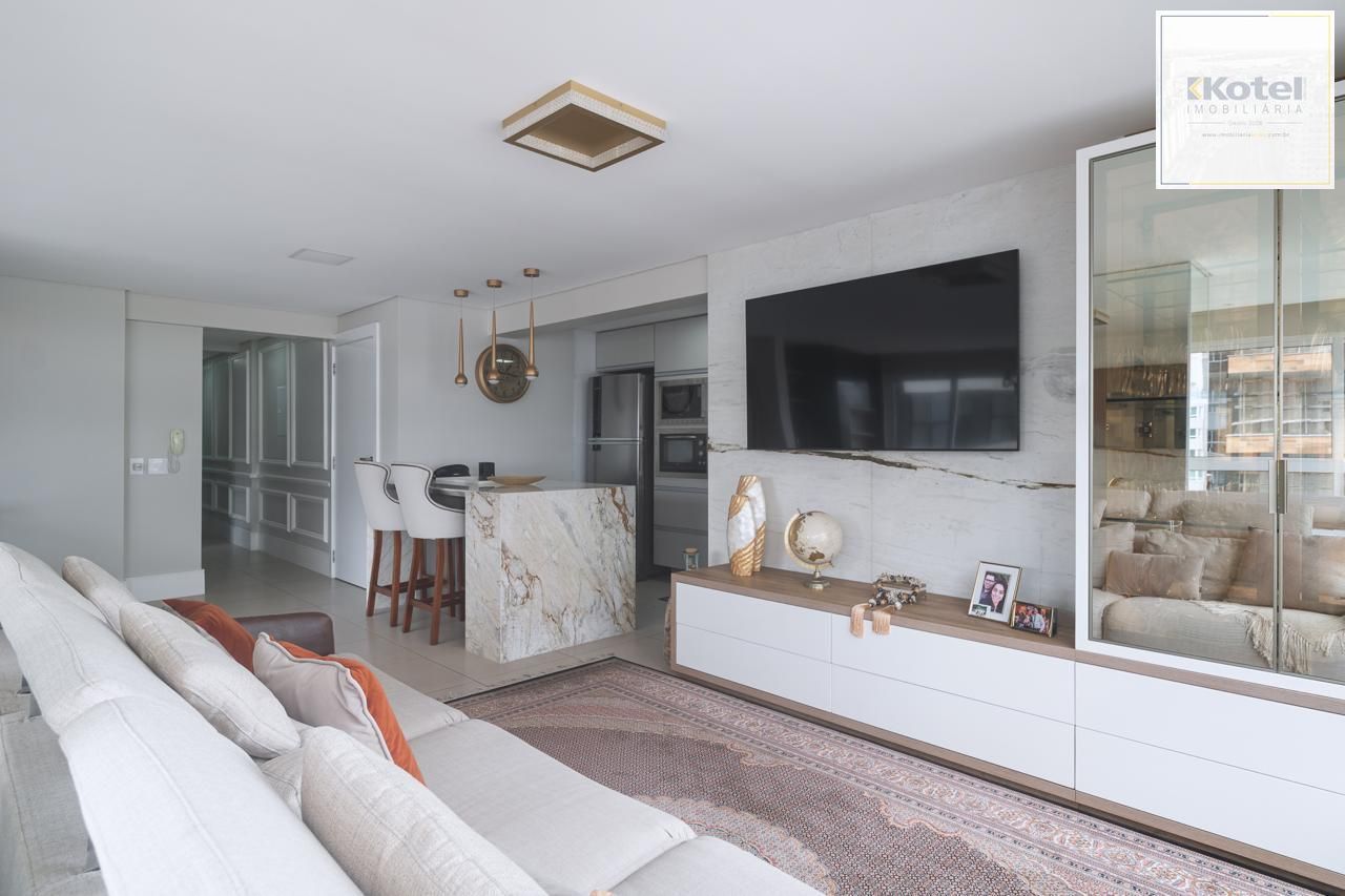 Apartamento com 03 Quartos (01 suíte) e 02 vagas na Praia de Torres RS