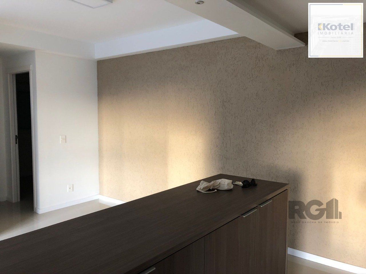 Apartamento  à Venda em Porto Alegre, Rio Grande do Sul