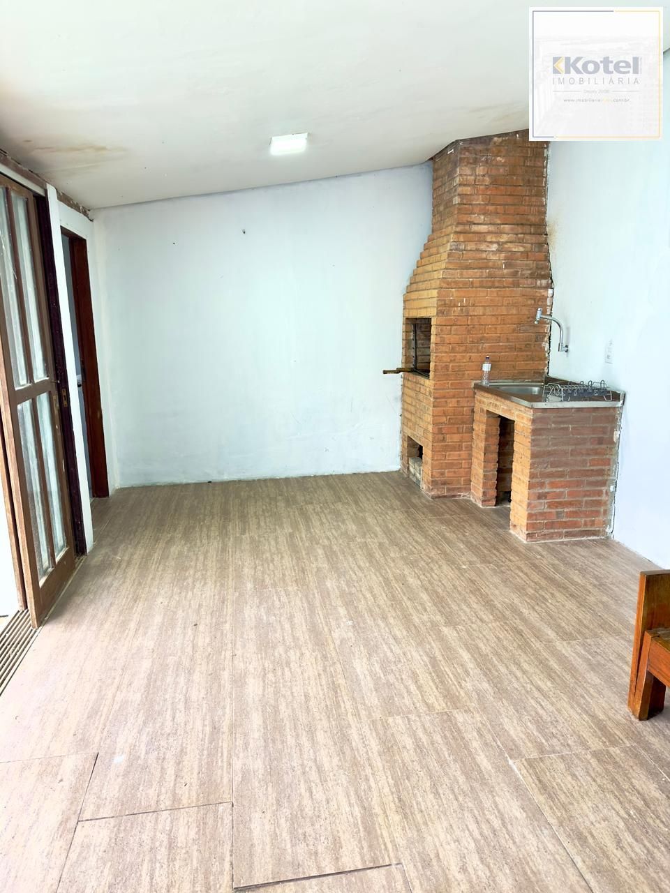 CASA DE DOIS QUARTOS  COM PISCINA NO BAIRRO PONTA GROSSA — foto 4