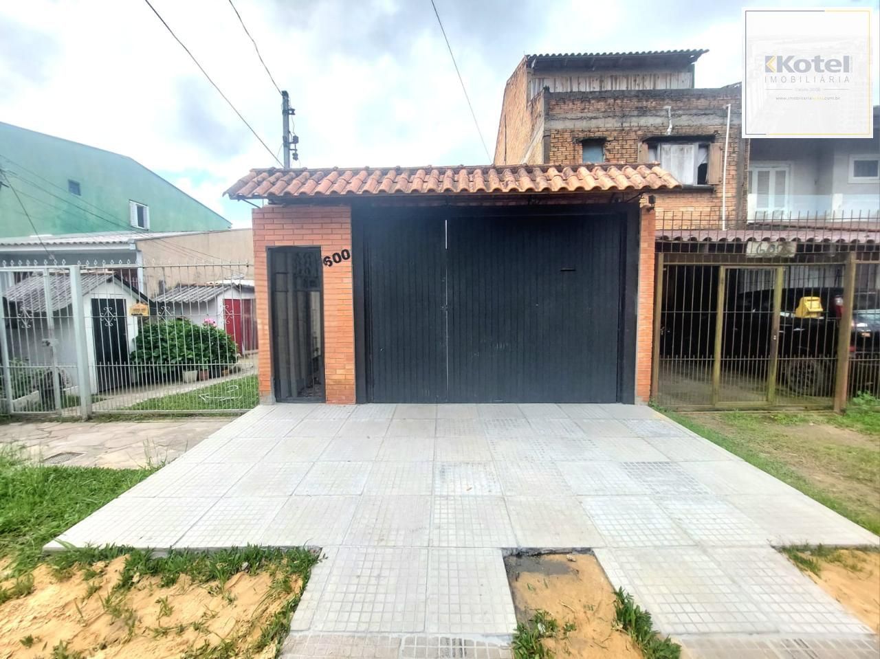 Casa mobiliada dois dormitórios e vaga no bairro  Hipica. — foto 2