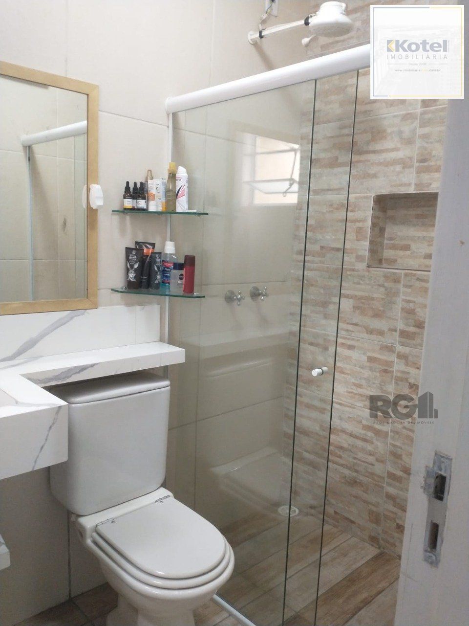 Casa de 155m² com 2 quartos, suíte, 2 vagas, no bairro Jardim Europa, Poa/RS