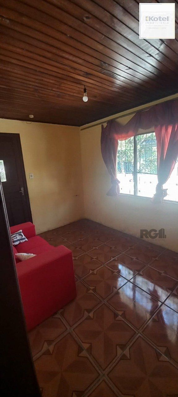 Oportunidade na zona sul, terreno com duas casas, 03 dormitórios  e cozinha com churrasqueira. — foto 3