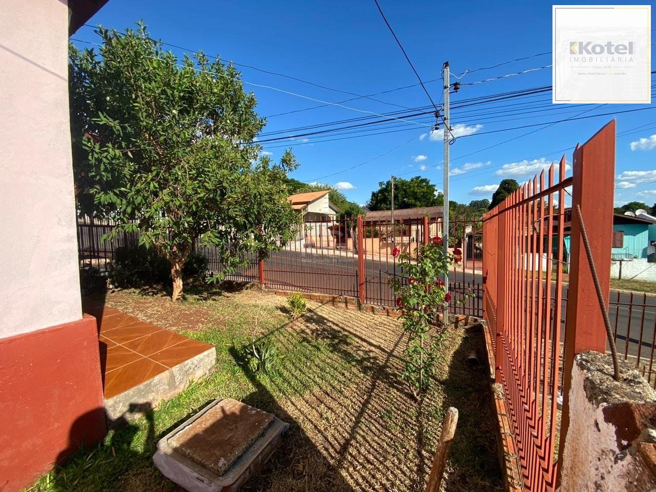 Casa com 3 quartos, 1 suíte, vaga, varanda, no bairro Hilda, Cruz Alta/RS — foto 4