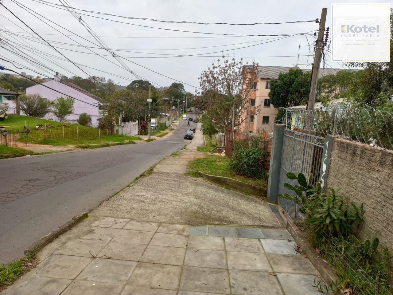 Terreno  9 x 38 todo murado !